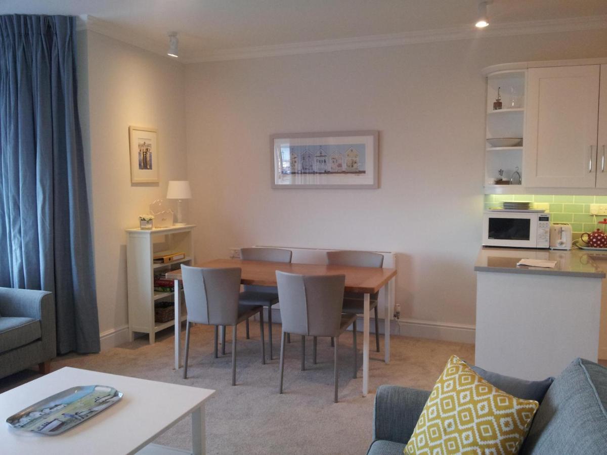 Beautiful Aberdovey Seafront Apartment 2 Aberdyfi Exteriör bild